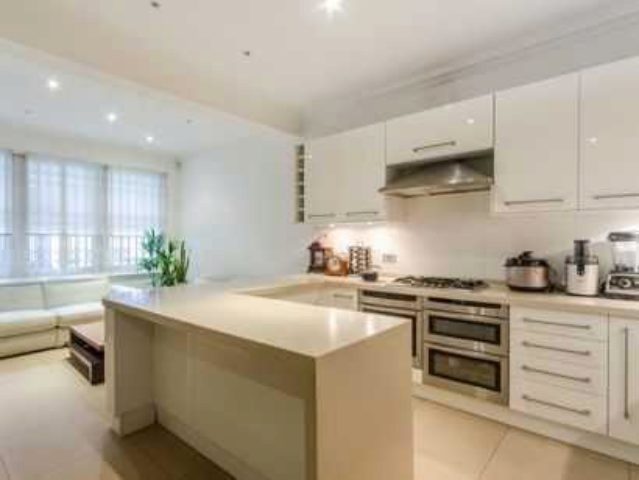  Image of 3 bedroom Mews to rent in Holbein Mews London SW1W at Holbein Mews, London