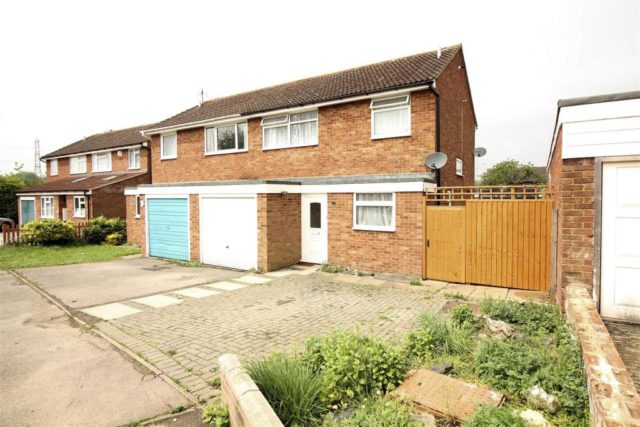  Image of 3 bedroom Semi-Detached house for sale in Avon Place Aylesbury HP21 at Avon Place, Aylesbury