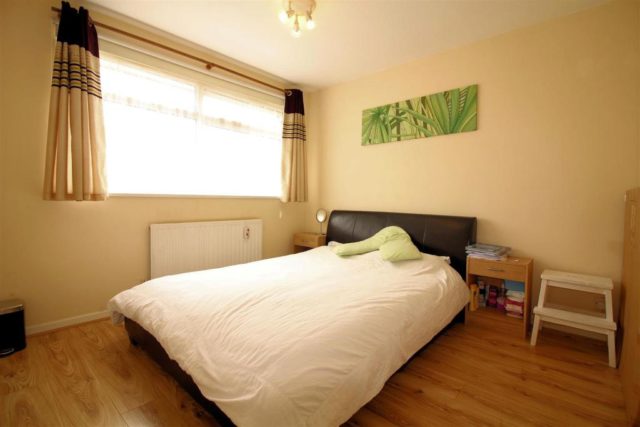  Image of 3 bedroom Semi-Detached house for sale in Avon Place Aylesbury HP21 at Avon Place, Aylesbury