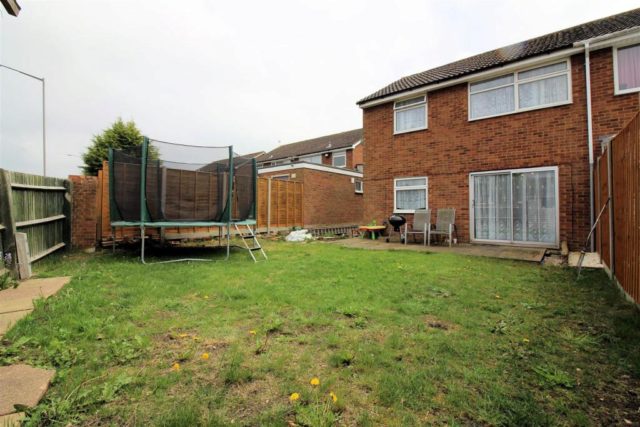  Image of 3 bedroom Semi-Detached house for sale in Avon Place Aylesbury HP21 at Avon Place, Aylesbury