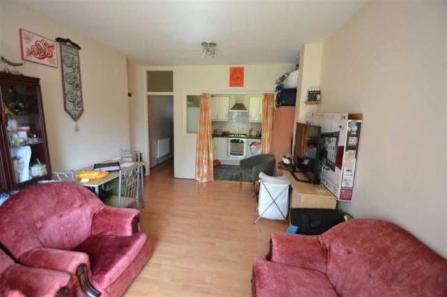  Image of 1 bedroom Flat for sale in Ingleby Road Ilford IG1 at Ingleby Road, Ilford