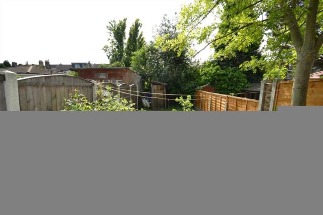  Image of 1 bedroom Flat for sale in Ingleby Road Ilford IG1 at Ingleby Road, Ilford