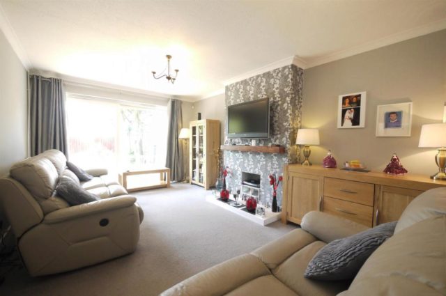  Image of 3 bedroom Semi-Detached house for sale in Southmead Crescent Cheshunt Waltham Cross EN8 at Southmead Crescent, Cheshunt