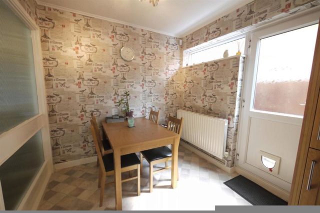  Image of 3 bedroom Semi-Detached house for sale in Southmead Crescent Cheshunt Waltham Cross EN8 at Southmead Crescent, Cheshunt