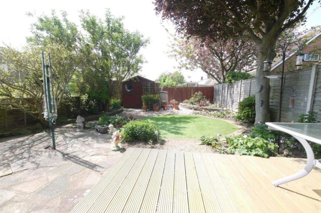  Image of 3 bedroom Semi-Detached house for sale in Southmead Crescent Cheshunt Waltham Cross EN8 at Southmead Crescent, Cheshunt