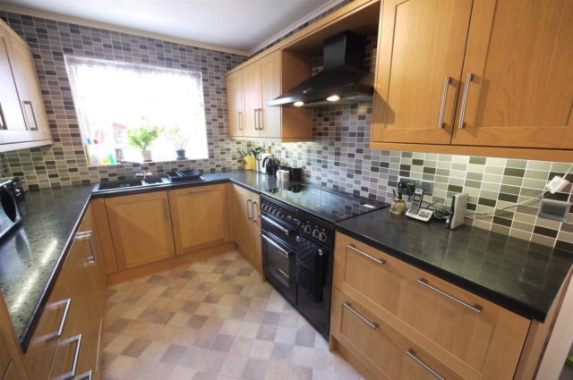  Image of 3 bedroom Semi-Detached house for sale in Southmead Crescent Cheshunt Waltham Cross EN8 at Southmead Crescent, Cheshunt