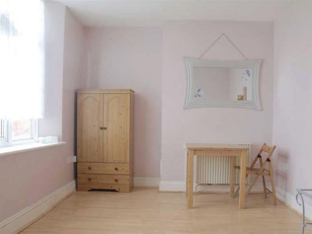  Image of 2 bedroom Flat for sale in Mayow Road London SE23 at Mayow Road, London