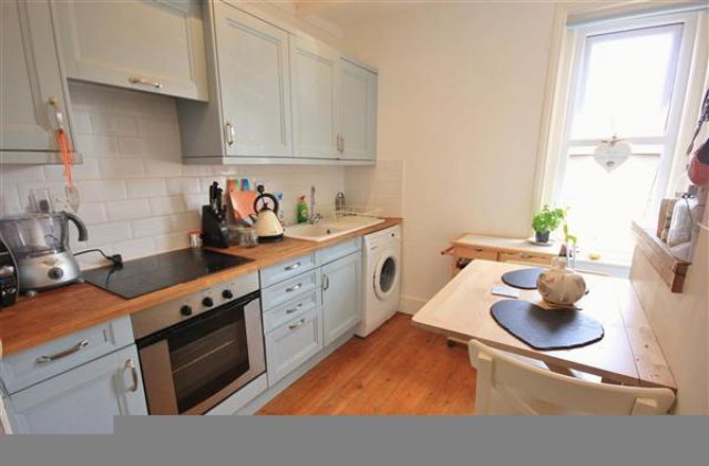  Image of 2 bedroom Flat for sale in Parkwood Road Southbourne Bournemouth BH5 at Parkwood Road, Bournemouth