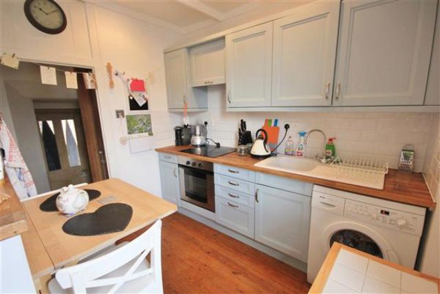  Image of 2 bedroom Flat for sale in Parkwood Road Southbourne Bournemouth BH5 at Parkwood Road, Bournemouth
