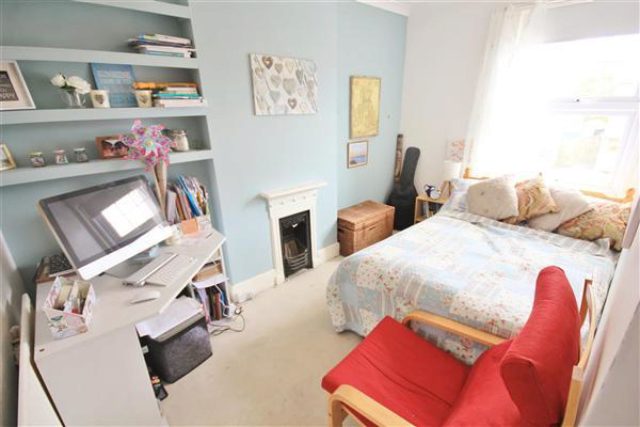  Image of 2 bedroom Flat for sale in Parkwood Road Southbourne Bournemouth BH5 at Parkwood Road, Bournemouth