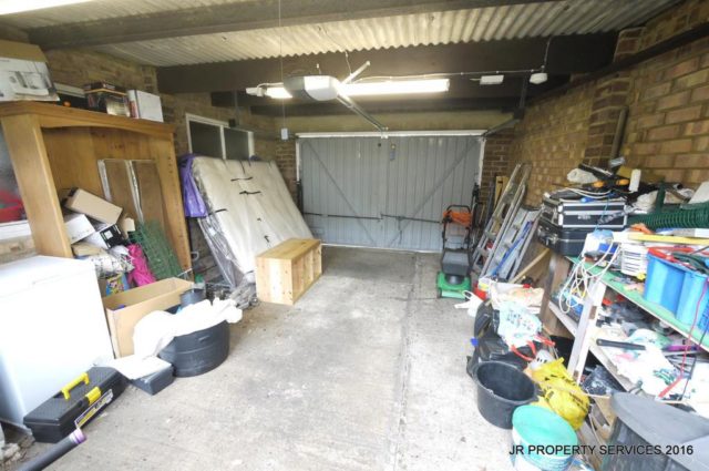  Image of 3 bedroom End of Terrace for sale in Churchgate Cheshunt Waltham Cross EN8 at Churchgate, West Cheshunt