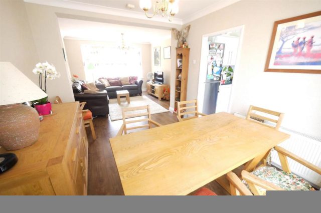  Image of 3 bedroom End of Terrace for sale in Churchgate Cheshunt Waltham Cross EN8 at Churchgate, West Cheshunt