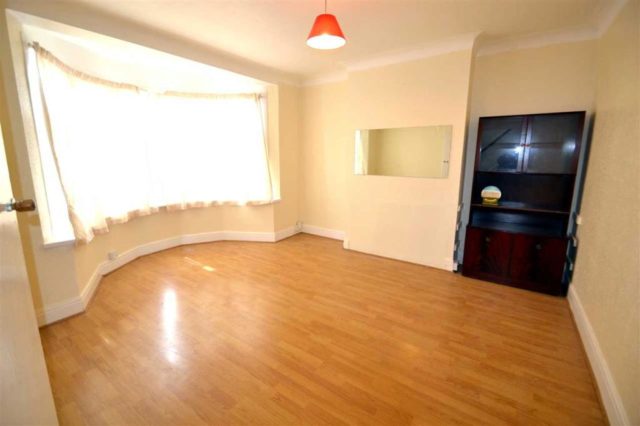  Image of 3 bedroom Semi-Detached house to rent in Redbridge Lane East Ilford IG4 at Redbridge Lane East, Ilford