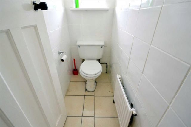  Image of 3 bedroom Semi-Detached house to rent in Redbridge Lane East Ilford IG4 at Redbridge Lane East, Ilford