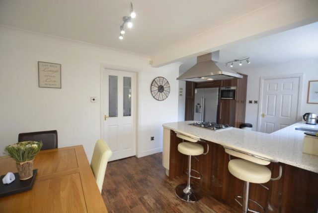  Image of 4 bedroom Detached house for sale in Queens Drive Goole DN14 at Queens Drive, Goole