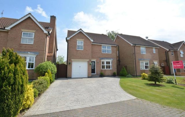  Image of 4 bedroom Detached house for sale in Queens Drive Goole DN14 at Queens Drive, Goole