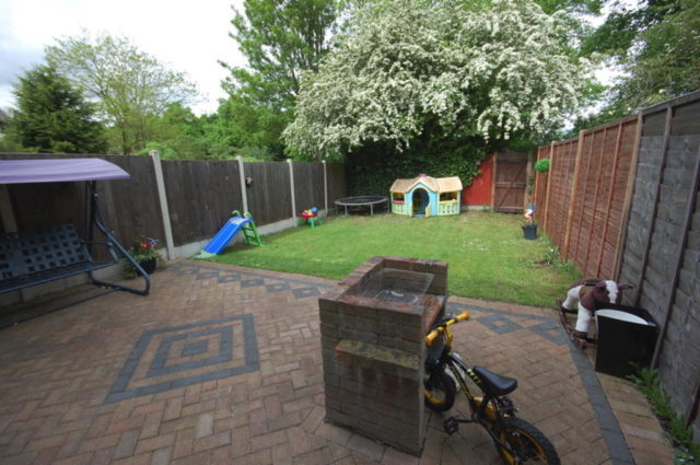 Image of 4 bedroom Terraced house for sale in Perry Hill Chelmsford CM1 at Perry Hill, Chelmsford, CM1