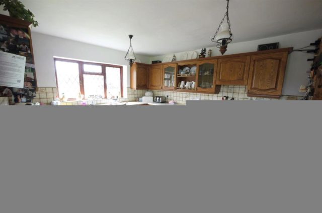  Image of Detached house for sale in Darnicle Hill Cheshunt Waltham Cross EN7 at Darnicle Hill, West Cheshunt