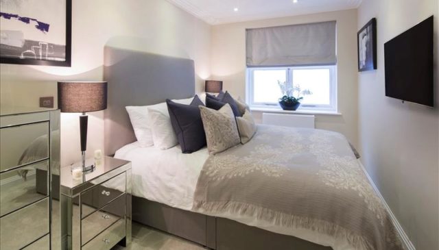  Image of 2 bedroom Flat to rent in Park Walk London SW10 at Peony Court Apartments, Park Walk, Chelsea, SW10