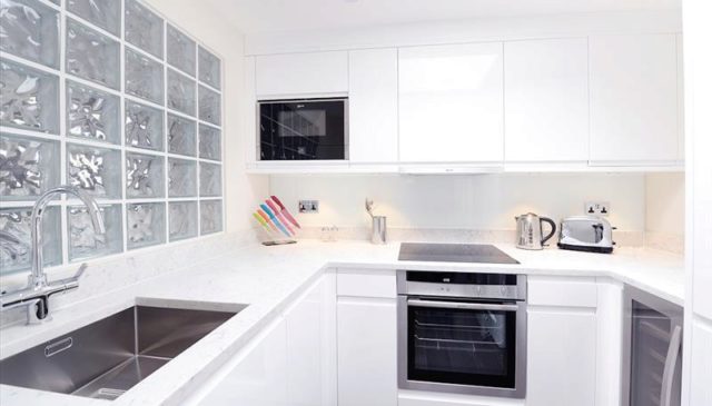  Image of 2 bedroom Flat to rent in Park Walk London SW10 at Park Walk, Chelsea, SW10