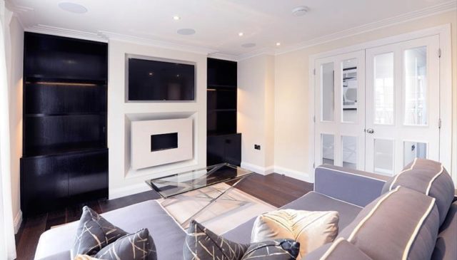  Image of 2 bedroom Flat to rent in Park Walk London SW10 at Park Walk, Chelsea, SW10