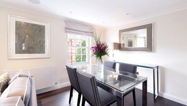  Image of 2 bedroom Flat to rent in Park Walk London SW10 at Park Walk, Chelsea, SW10