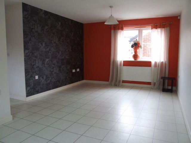 Image of 2 bedroom Flat to rent in Dixon Close Redditch B97 at Dixon Close, Redditch