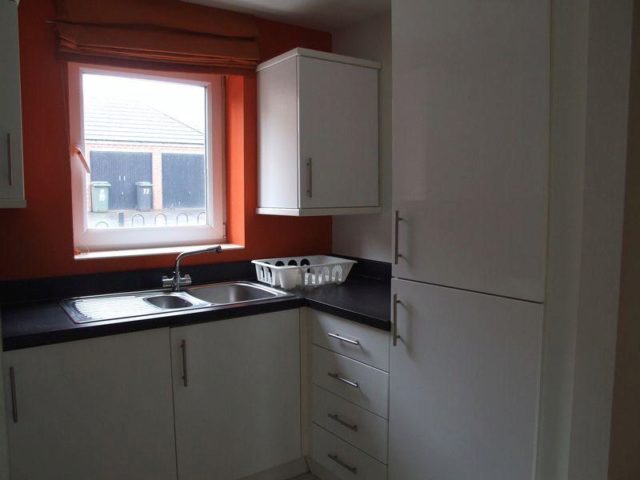  Image of 2 bedroom Flat to rent in Dixon Close Redditch B97 at Dixon Close, Redditch