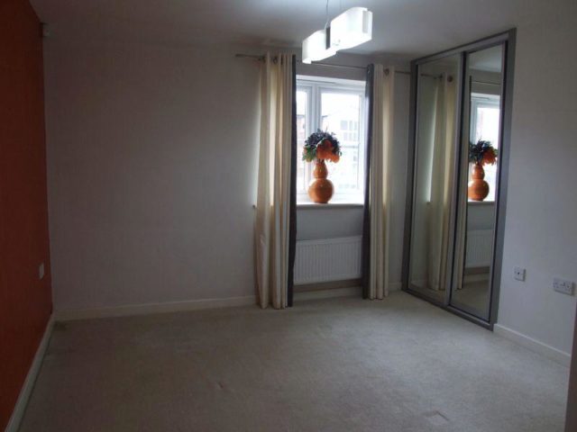  Image of 2 bedroom Flat to rent in Dixon Close Redditch B97 at Dixon Close, Redditch