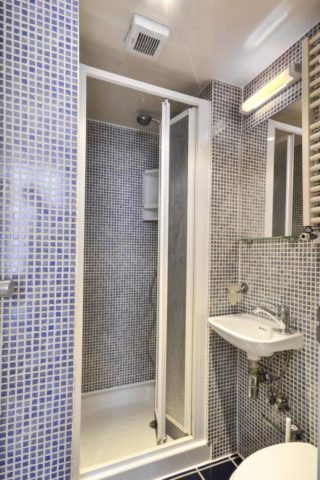  Image of Studio flat to rent in Belgrave Road London SW1V at Belgrave Road, Pimlico, SW1V