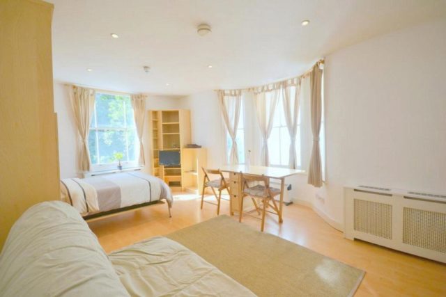  Image of Studio flat to rent in Belgrave Road London SW1V at Belgrave Road, Pimlico, SW1V