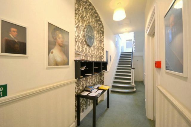  Image of Studio flat to rent in Belgrave Road London SW1V at Belgrave Road, Pimlico, SW1V