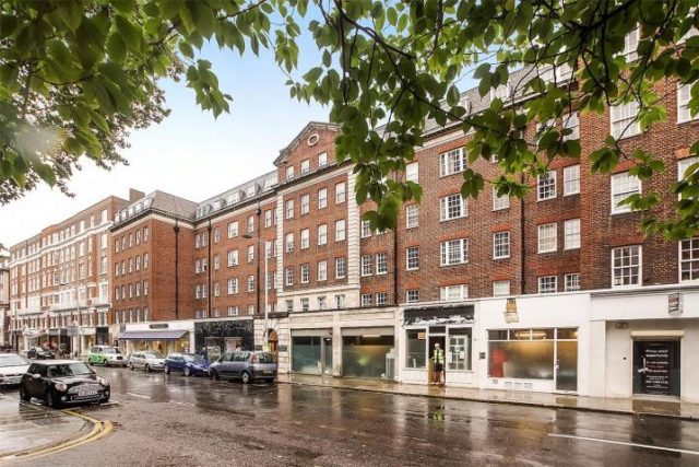  Image of Studio flat to rent in Fulham Road London SW3 at Pelham Court, Fulham Road, Knightsbridge, SW3