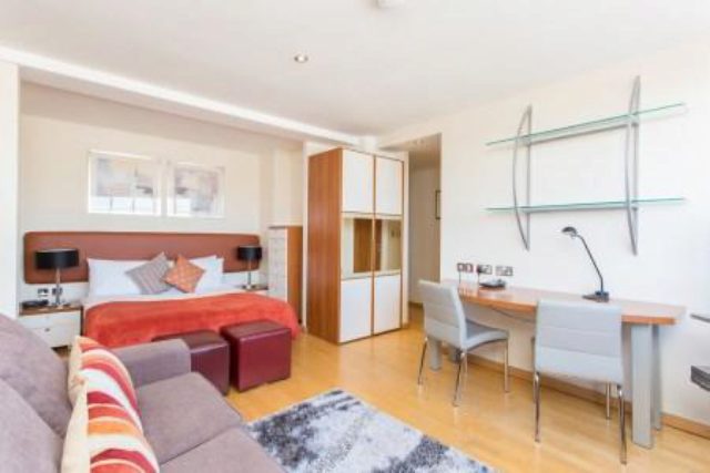  Image of Studio flat to rent in Old Brompton Road London SW7 at Roland House, Old Brompton Road, South Kensington, SW7