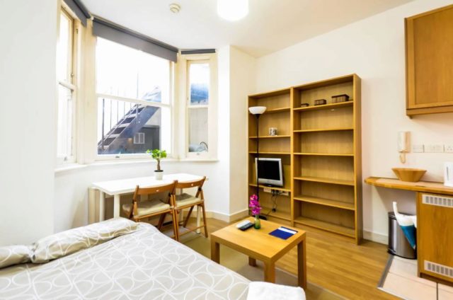  Image of Studio flat to rent in Fairholme Road London W14 at Fairholme Road, West Kensington, W14