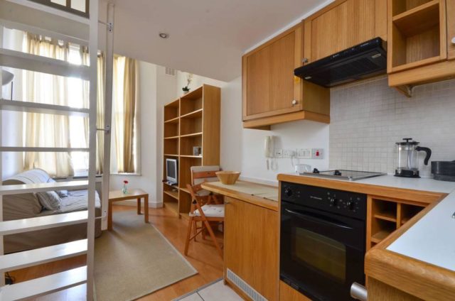  Image of Studio flat to rent in Fairholme Road London W14 at Fairholme Road, West Kensington, W14
