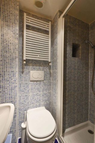  Image of Studio flat to rent in Fairholme Road London W14 at Fairholme Road, West Kensington, W14