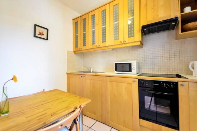  Image of Studio flat to rent in Fairholme Road London W14 at Fairholme Road, West Kensington, W14