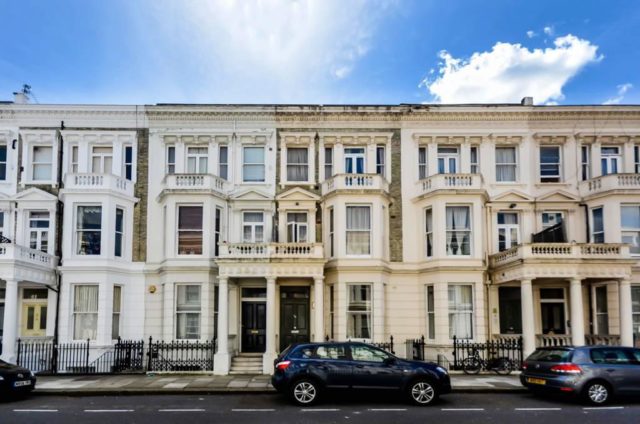  Image of Studio flat to rent in Fairholme Road London W14 at Fairholme Road, West Kensington, W14