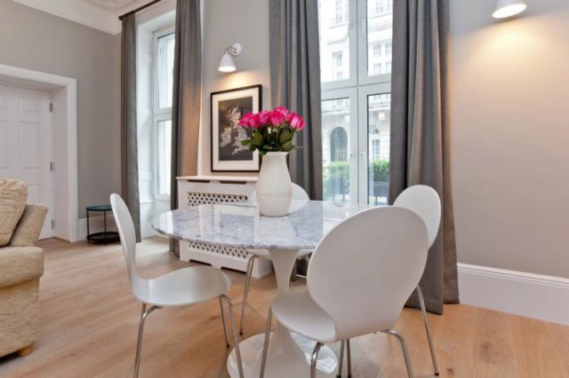  Image of 1 bedroom Flat to rent in Hertford Street London W1J at Hertford Street, Mayfair, W1J