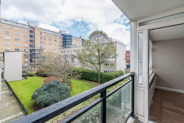  Image of 1 bedroom Flat to rent in Churchill Gardens London SW1V at Moyle House, Churchill Gardens, Pimlico, SW1V