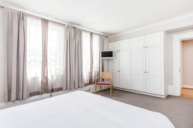  Image of 2 bedroom Flat to rent in Hertford Street London W1J at Hertford Street, Mayfair, W1J