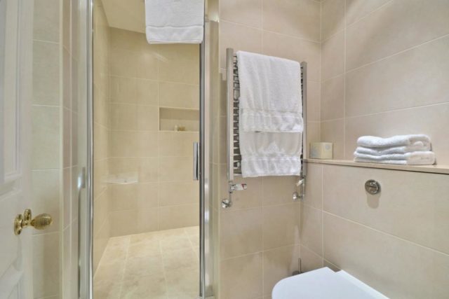  Image of 2 bedroom Flat to rent in Hertford Street London W1J at Hertford Street, Mayfair, W1J