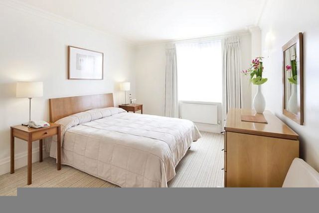  Image of 2 bedroom Flat to rent in Brick Street London W1J at Brick Street, Mayfair, W1J