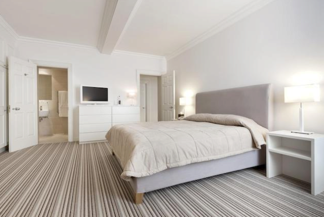  Image of 2 bedroom Flat to rent in Hertford Street London W1J at Hertford Street, Mayfair, W1J