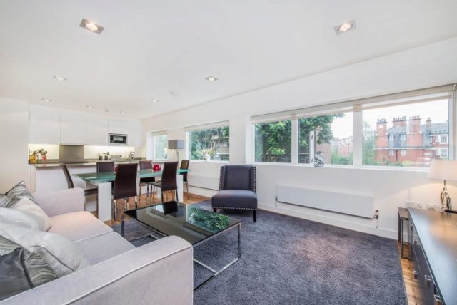  Image of 2 bedroom Flat to rent in Fulham Road London SW3 at Fulham Road, Chelsea, SW3
