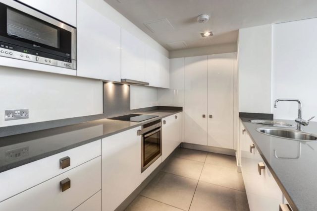  Image of 2 bedroom Flat to rent in Fulham Road London SW3 at Fulham Road, Chelsea, SW3
