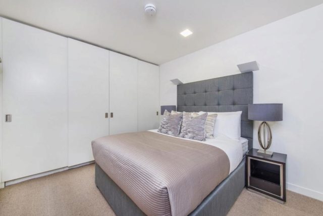  Image of 2 bedroom Flat to rent in Fulham Road London SW3 at Fulham Road, Chelsea, SW3