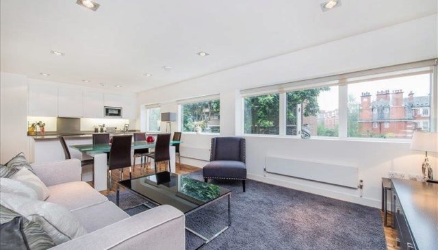 Image of 2 bedroom Flat to rent in Fulham Road London SW3 at Fulham Road, Chelsea, SW3