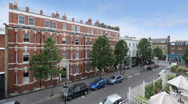 Image of Studio flat to rent in Park Walk London SW10 at Park Walk, Chelsea, SW10